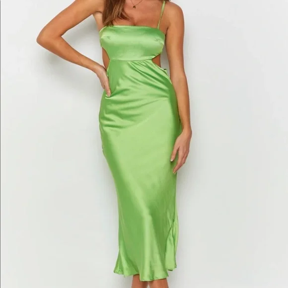 slim fit dress slacks Maylé Vásquez Limoncillo Lake Green Maxi Dress